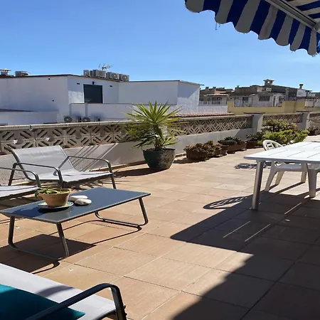 The In Has 4 Bedrooms Appartement